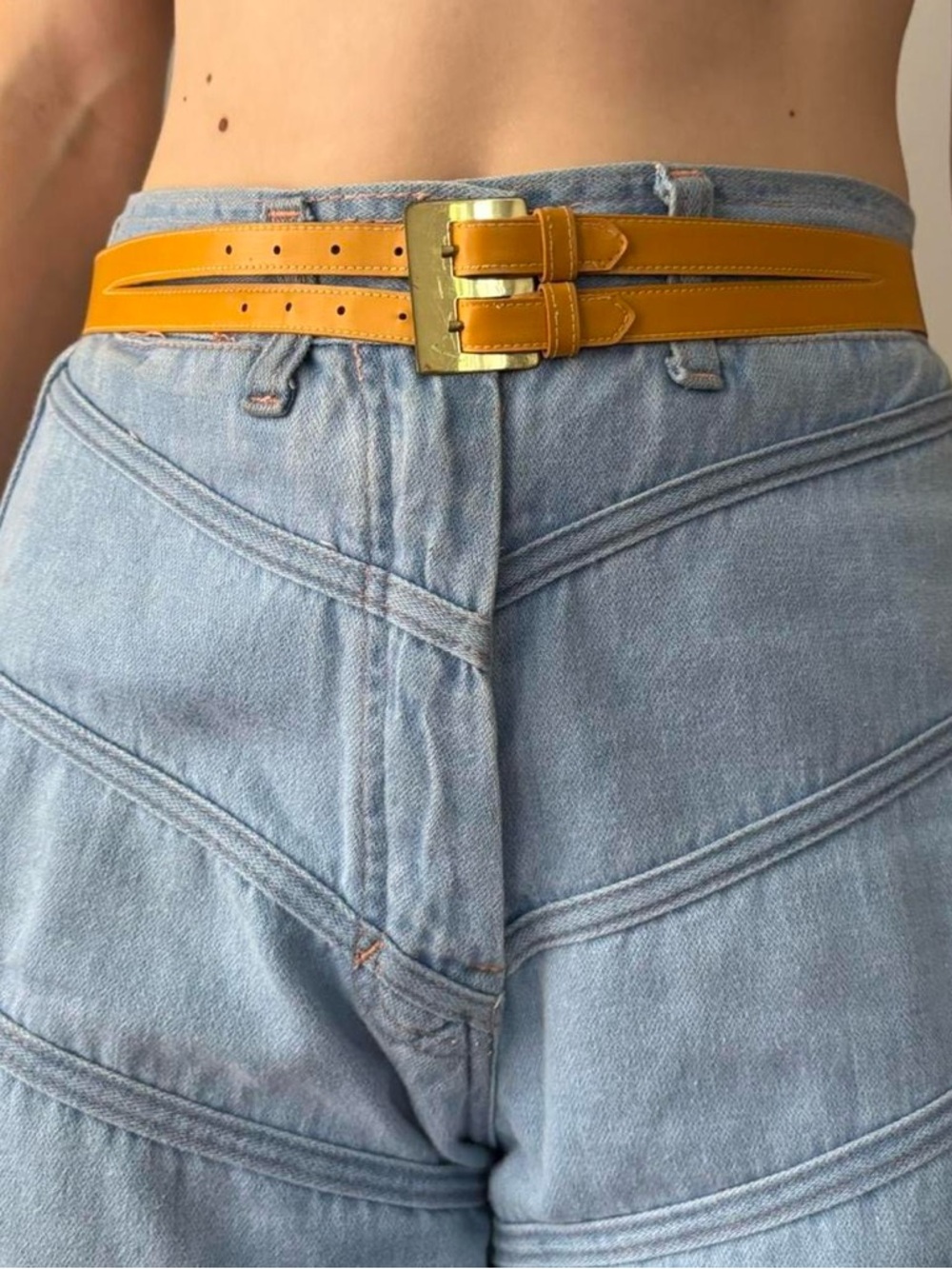 Vintage 70s Leather Double-Strap Waist Belt in Mustard Yellow